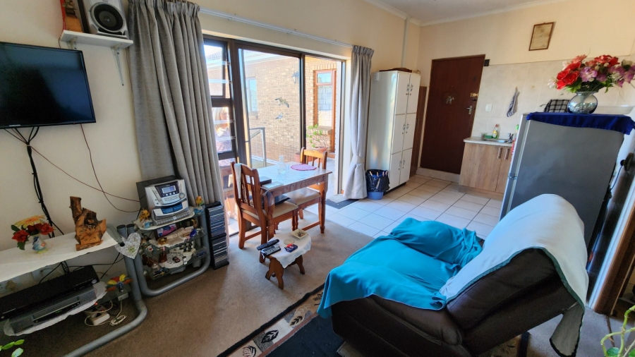 4 Bedroom Property for Sale in Bayview Western Cape